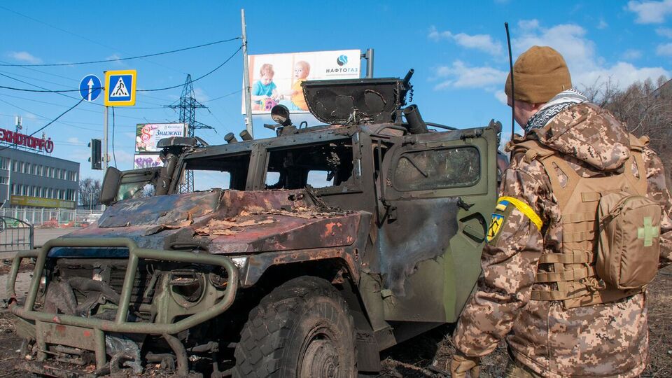 Влада Харківської області заявила, що в регіоні знищено стільки техніки противника, що її вистачило б на армії кількох країн