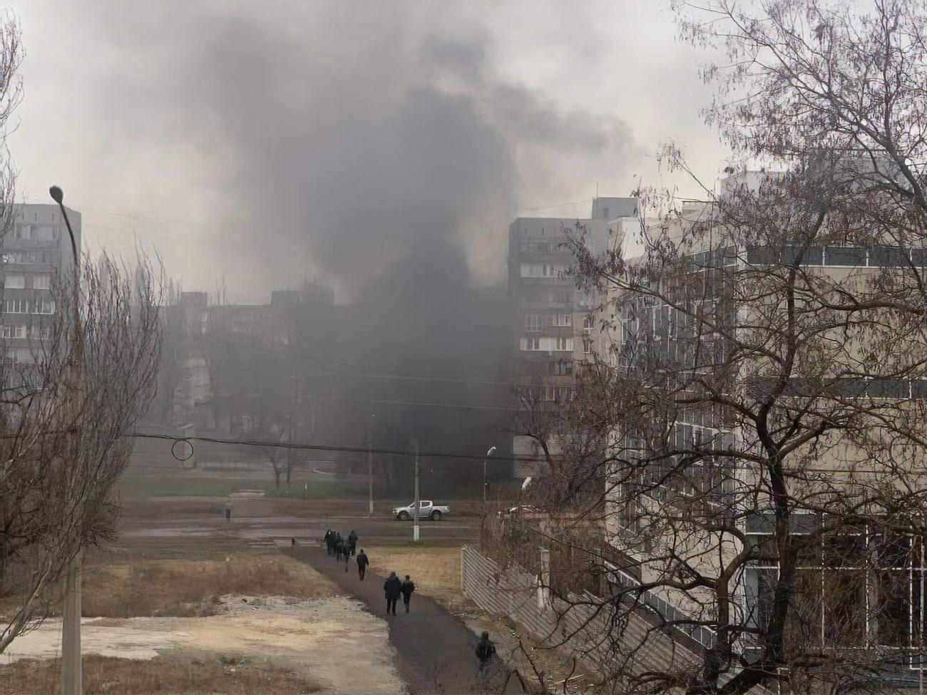 В Мариуполе сообщают о нескольких этапах эвакуации