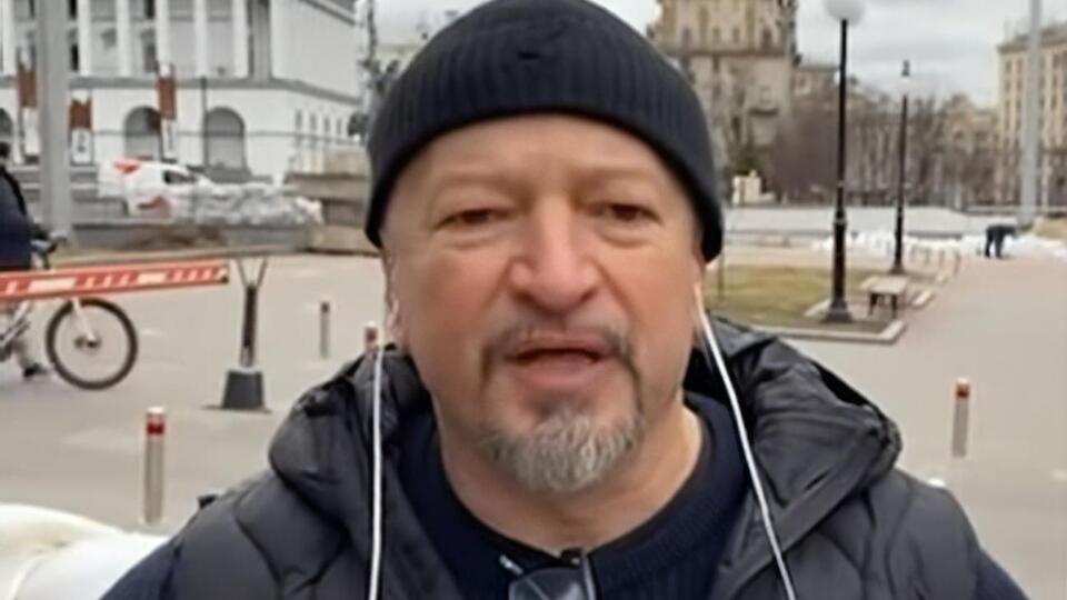 Прокоп'єв наприкінці лютого приїхав в Україну, він каже, що "майбутнє та свобода Білорусі зараз вирішуються на українській війні"