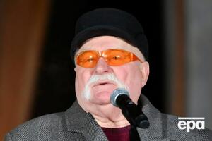 Лех Валенса: Я знаю, это очень сложная и опасная задача. Но я также рассчитываю, что Европейский союз быстро вас примет к себе, чтобы поддерживать вас и помогать вам. Я буду это просить и требовать, потому что вы этого заслуживаете