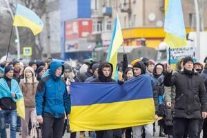 Жители Мелитополя выходят на мирные акции протеста несколько дней подряд