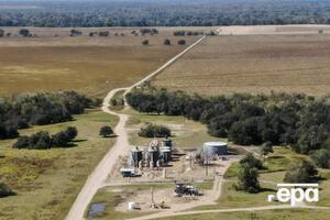 Сенаторы предложили полностью отказаться от российской нефти