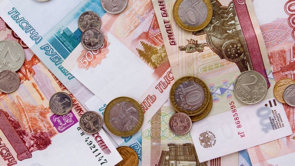 Рубль продолжил падение