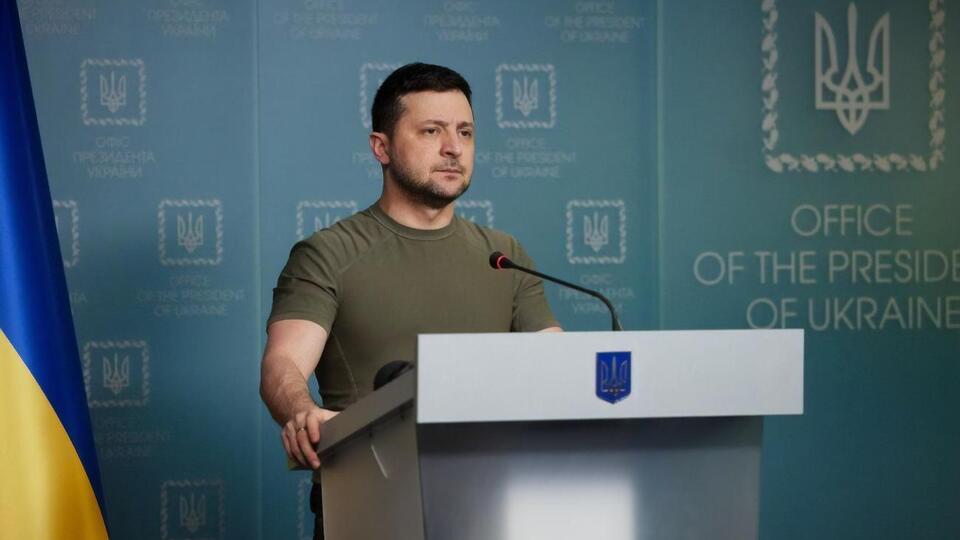 Зеленський: Кожен українець та українка, які вчора, сьогодні і завтра протестуватимуть проти окупантів, – герої