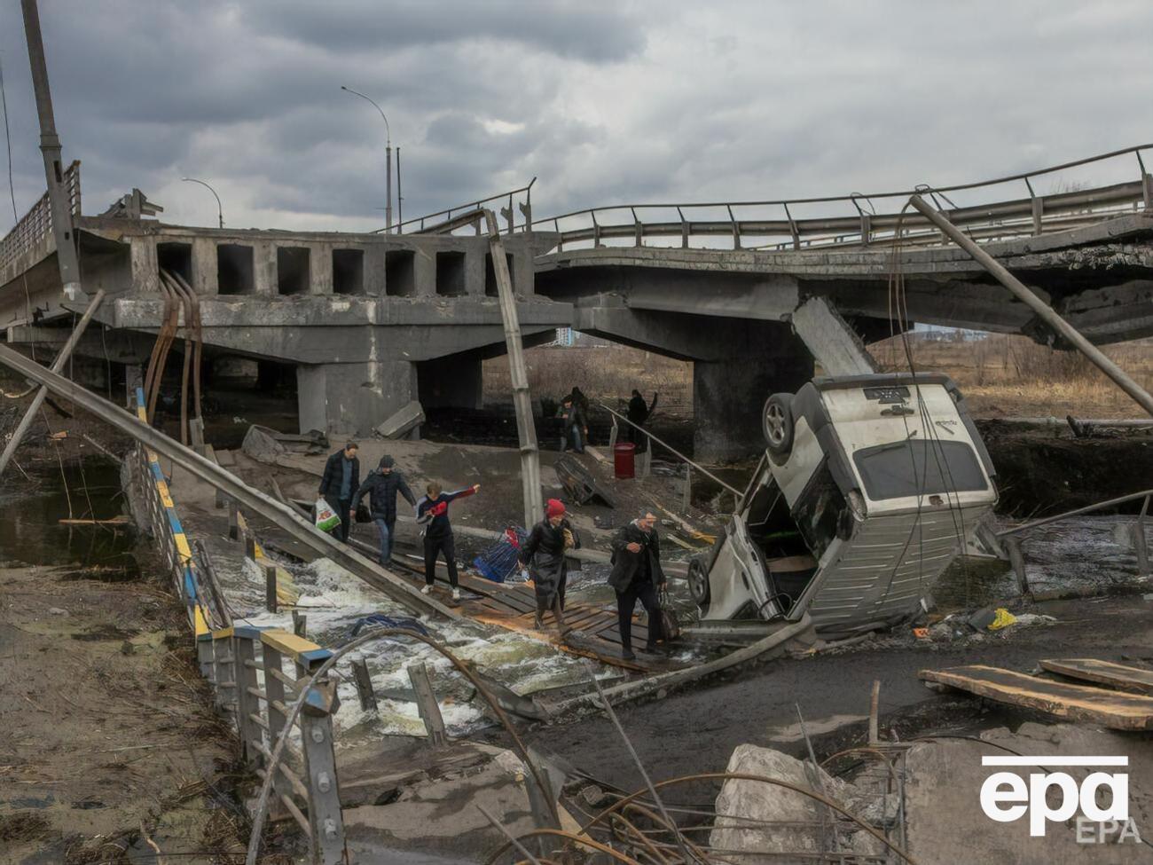 Окупанти з першої години вторгнення б'ють по цивільних об'єктах, знищують інфраструктуру