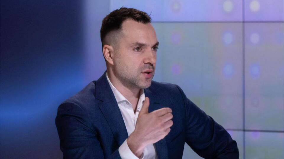 Арестович вважає, що із вторгненням Росії доведеться розбиратися психіатрам
