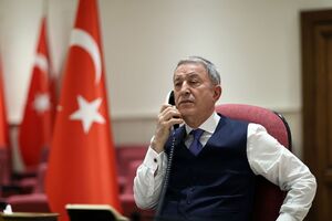 Акар (на фото) 8 марта поговорил с Шойгу об Украине