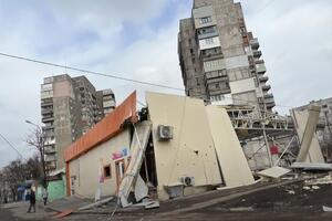 Мариуполь непрерывно обстреливают российские войска