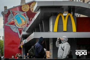 McDonald's зупиняє усі операції у Росії