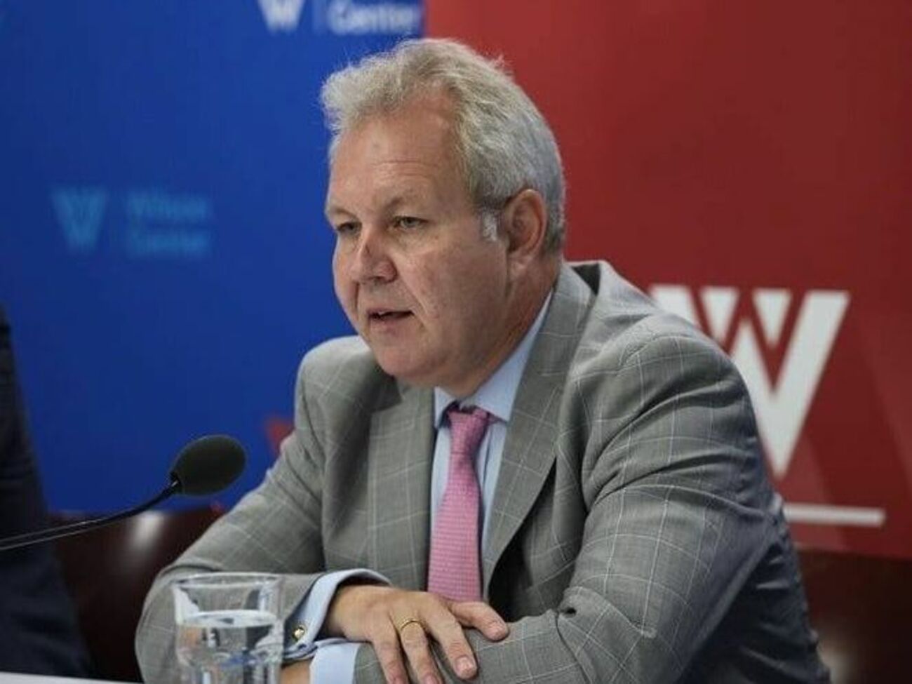 Американские санкции могут отчасти иметь и обратный эффект. Россия начнет демпинговать, и мы не увидим даже $150 за баррель нефти