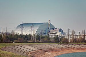 В первый день вторжения российские оккупанты захватили ЧАЭС и взяли в заложники персонал