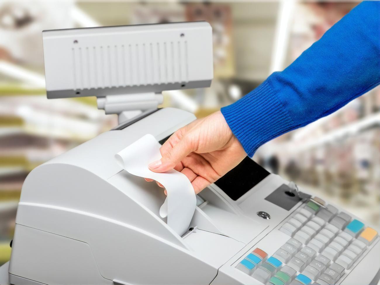 Чекова стрічка закінчилася у двох із чотирьох постачальників у РФ