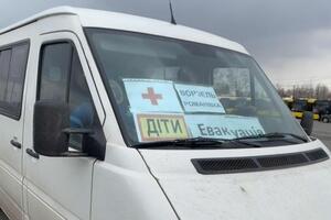 Российские оккупанты заблокировали автобусы с женщинами и детьми в Стоянке, сообщили в Бучанском горсовете