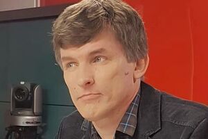 Россия никогда еще не была так слаба, и с каждым днем она становится все более слабой, более жалкой