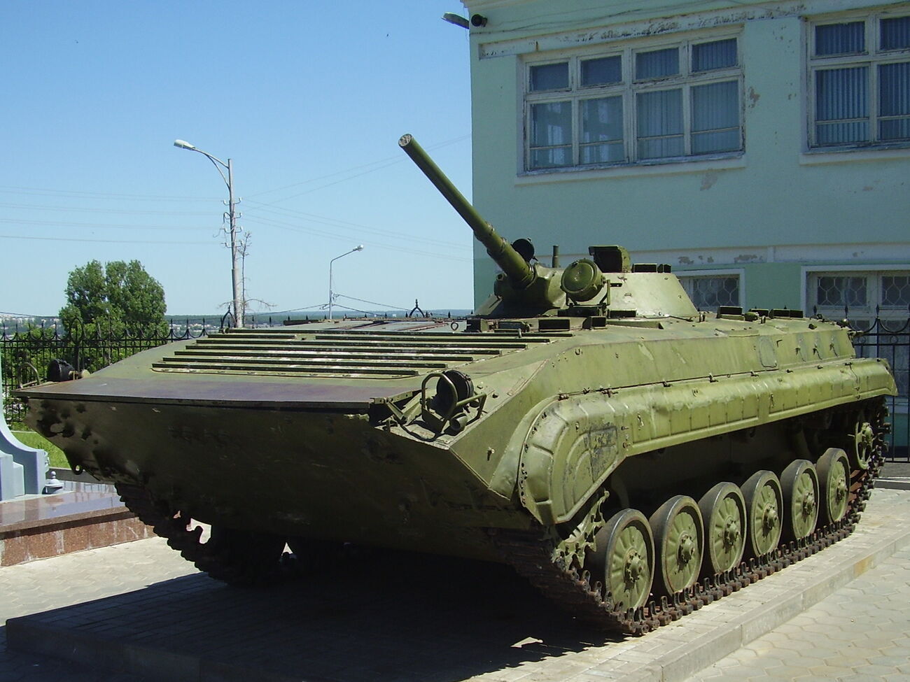 Бронетранспортери має намір передати Україні Чехія