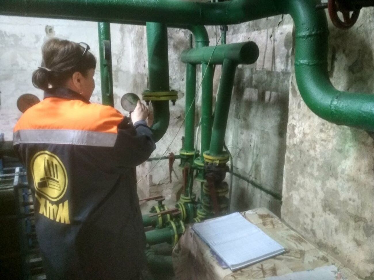 На зарплаті комунальників війна не позначиться, обіцяють у мерії