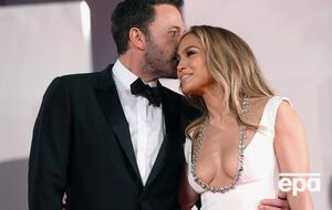 Это вторая помолвка Дженнифер Лопес и Бена Аффлека. В первый раз пара обручилась в 2002 году