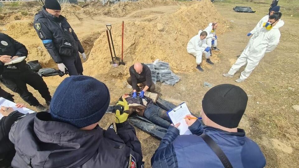 Масові вбивства окупантами цивільних у Бучі в російській делегації називають "постановкою акторів Голлівуду", зазначив Подоляк