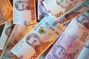 Федоров призвал украинцев продолжать жертвовать деньги армии