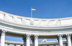 У МЗС України зазначили, що юридично вибори нікчемні