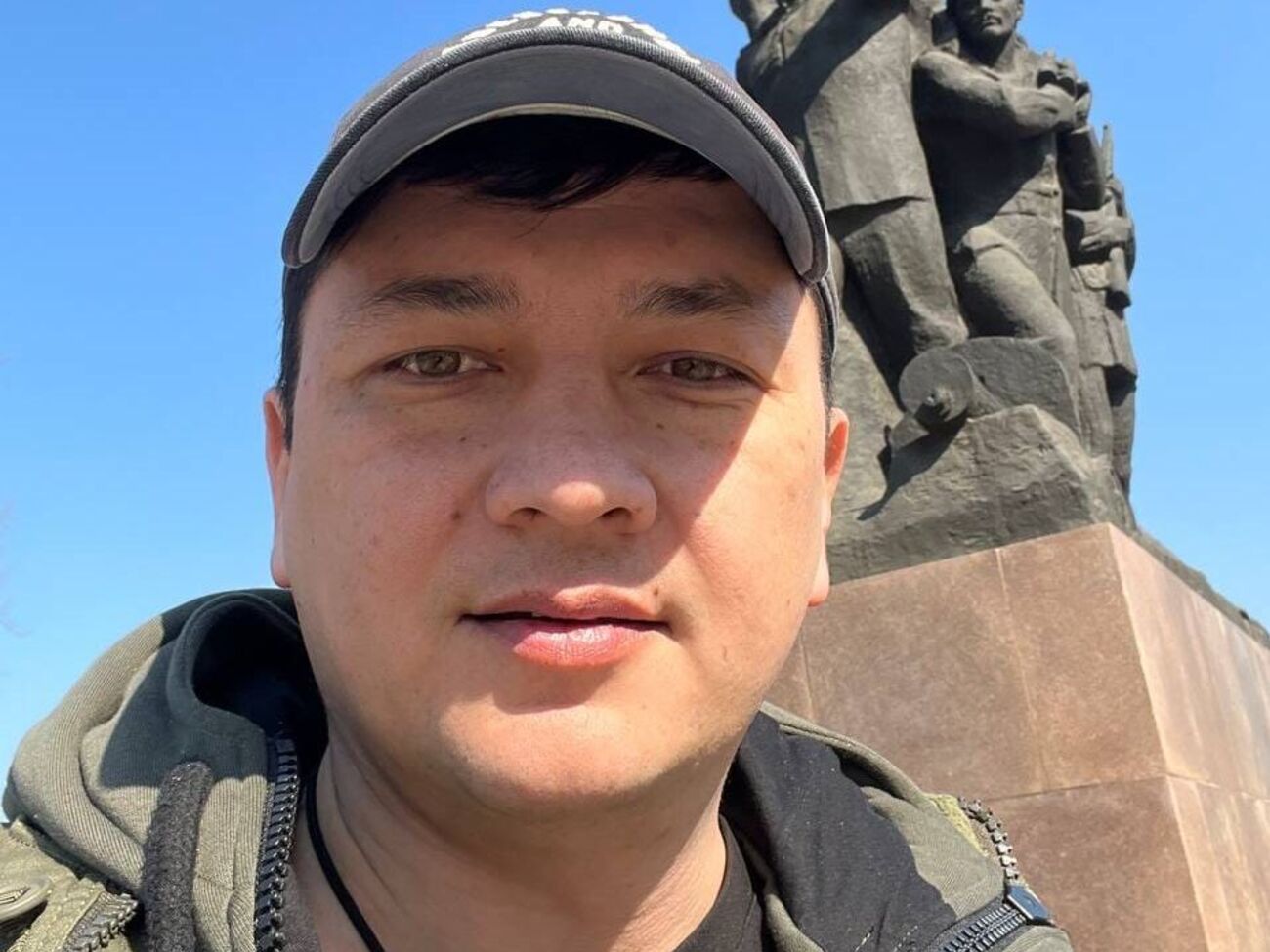 За словами Кіма, унаслідок ракетного удару постраждав охоронець