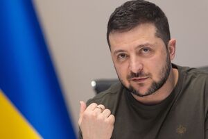 Зеленский: Украине нужно гораздо больше оружия, чтобы выжить в войне против государства, которое не считает убитых
