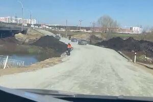 Роботи зі зведення насипного мосту тривали п'ять днів