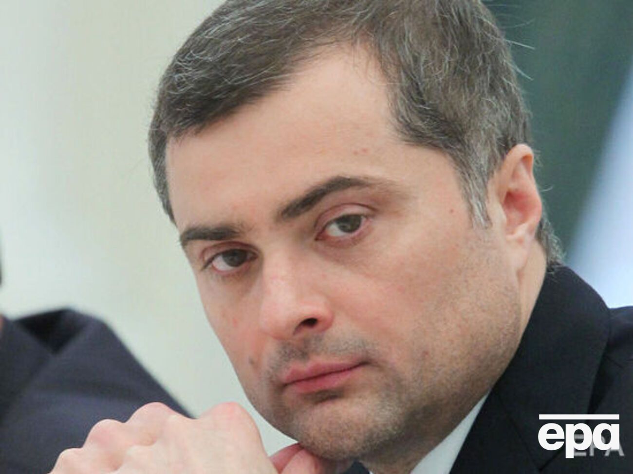 Сурков (на фото) двічі був помічником Путіна