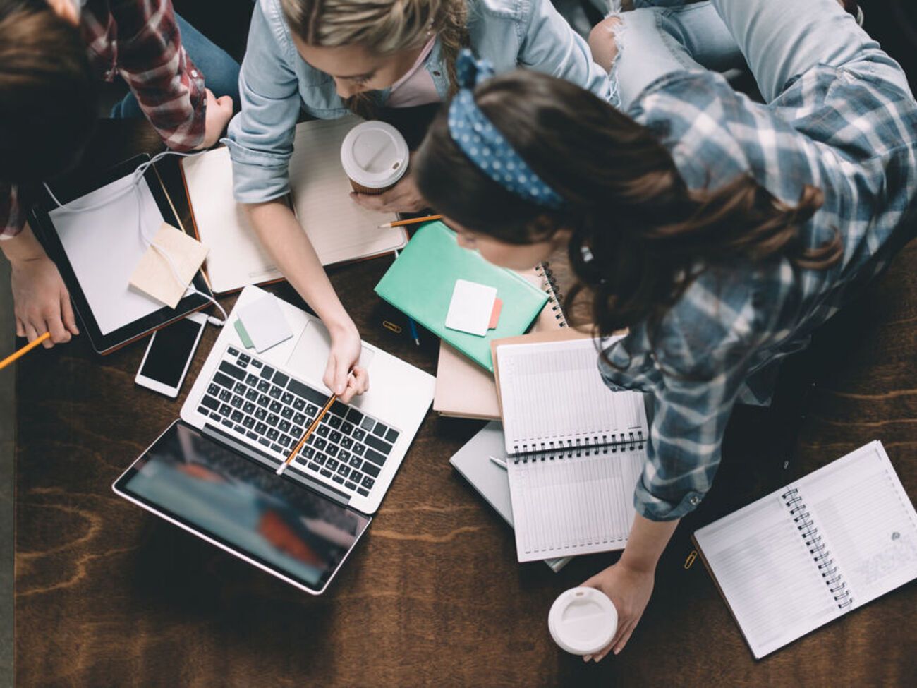 Через війну Рада скасувала ЗНО, підсумкову атестацію та вступні іспити