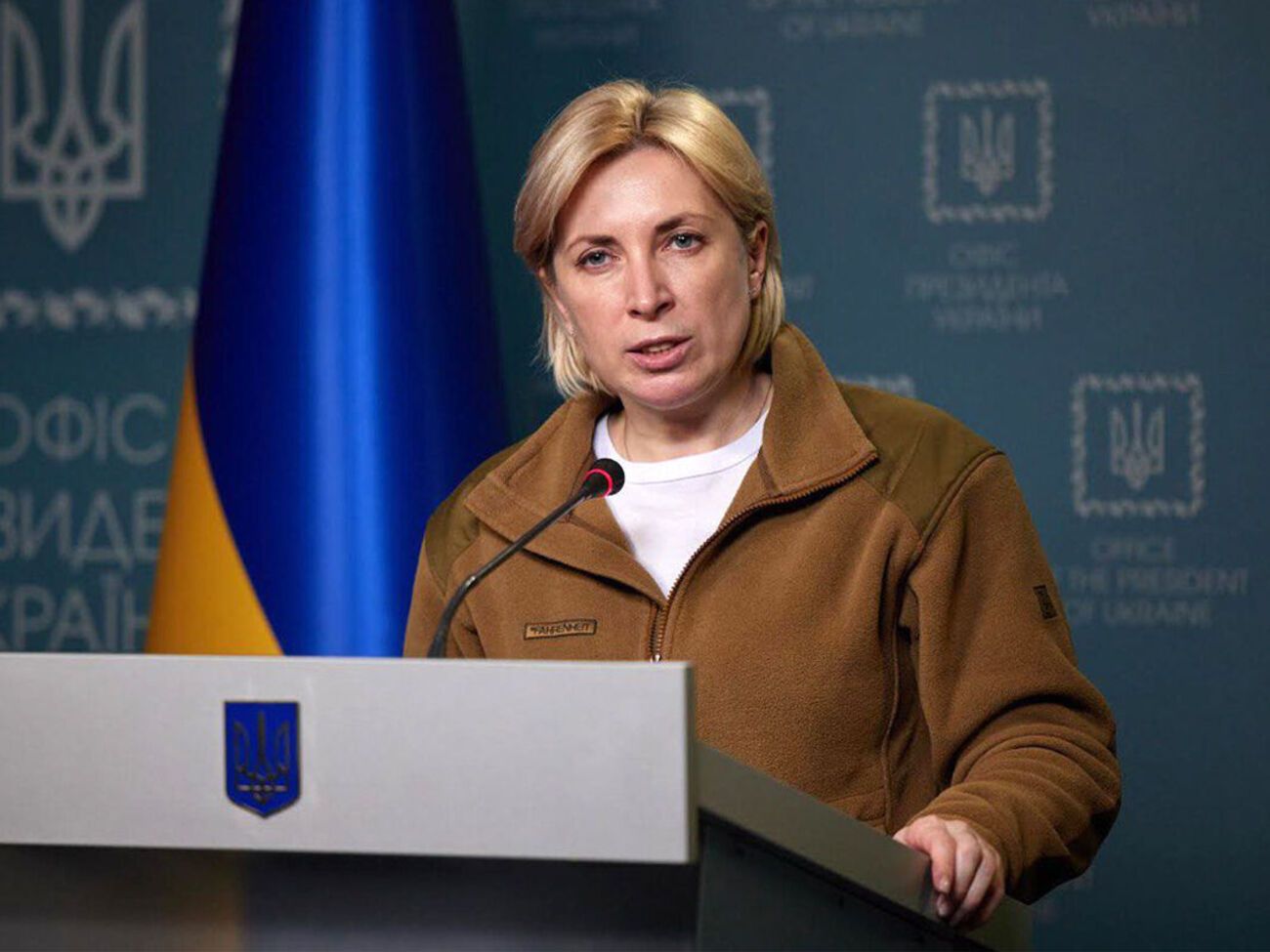 По словам Верещук, среди задержанных россиянами 500 женщин