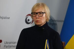 Денисова: 25-летняя женщина позвонила нам, чтобы сообщить, что ее 16-летнюю сестру изнасиловали на улице прямо у нее на глазах