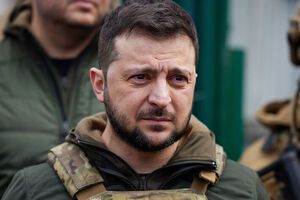 Зеленський: Ми пишаємося всіма нашими людьми, які, попри окупацію, виходять на вулиці. Протестують