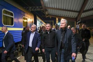 Президенты Польши и стран Балтии встретятся сегодня с Зеленским