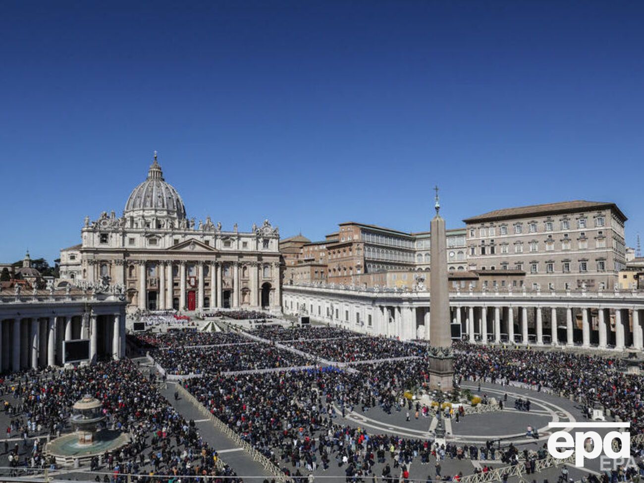 В Ватикане планируют, что крест понесут украинка и россиянка, которые живут в Италии около 20 лет