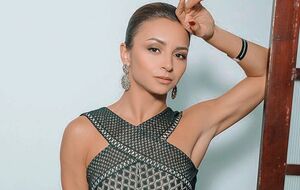 Гвоздева исполнила патриотический танец