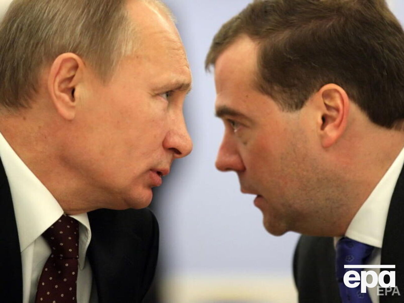 Медведев (справа) отреагировал на задержание в Украине кума Путина (слева)