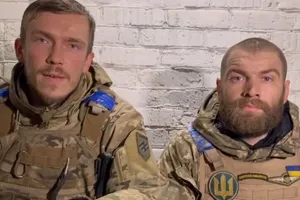 Морпіхи разом з "Азовом" готові й надалі захищати оточене місто