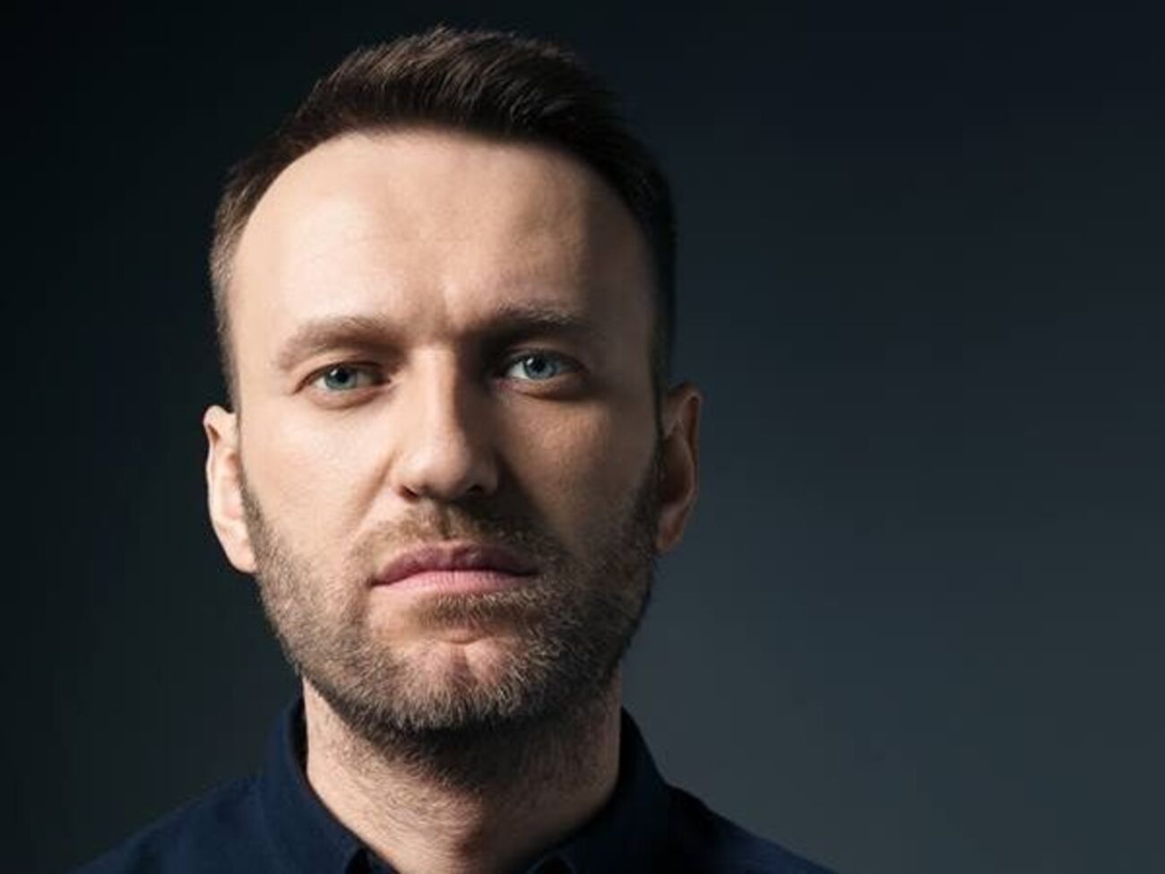 Навальный считает, что стоимость масштабной рекламы независимых СМИ "смехотворная по сравнению с ценой войны"