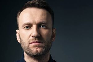 Навальный считает, что стоимость масштабной рекламы независимых СМИ "смехотворная по сравнению с ценой войны"