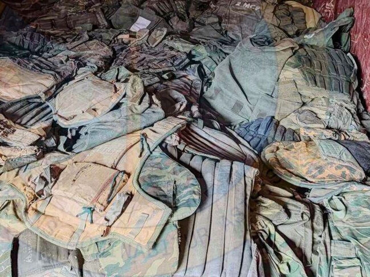 Бронежилеты для российских военных были сняты с "длительного хранения", отметили в ГУР