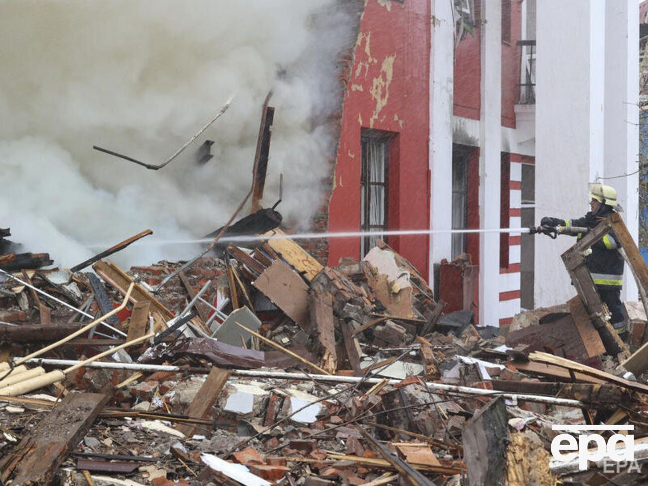 Только согласно поданным заявкам, без жилья остались более 219,6 тыс. человек