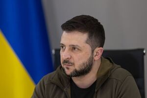 Зеленский ожидает тяжелых сражений на Донбассе