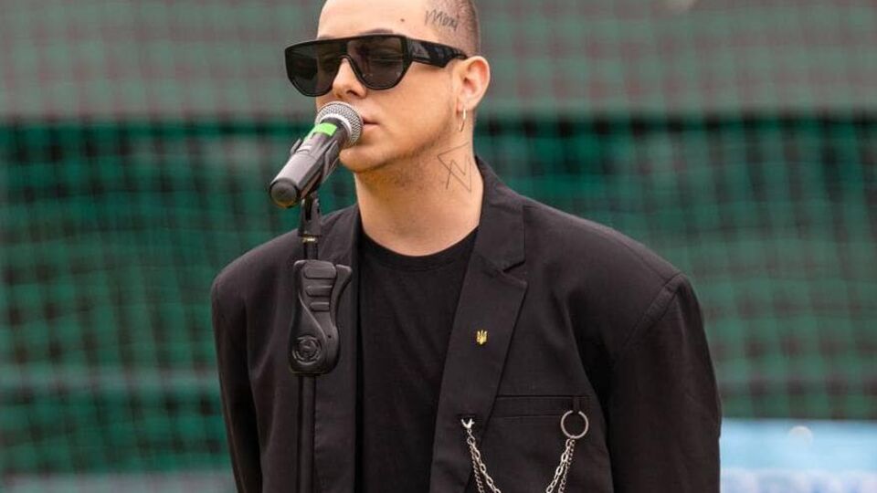 Melovin у 2015 році переміг на шоу "Х-фактор", яке вела дружина Медведчука