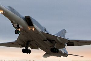 По информации Минобороны Украины, дальний бомбардировщик использовали для удара по Мариуполю