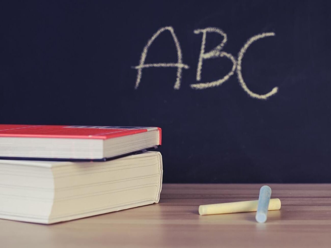 Оккупанты используют школы и их территории