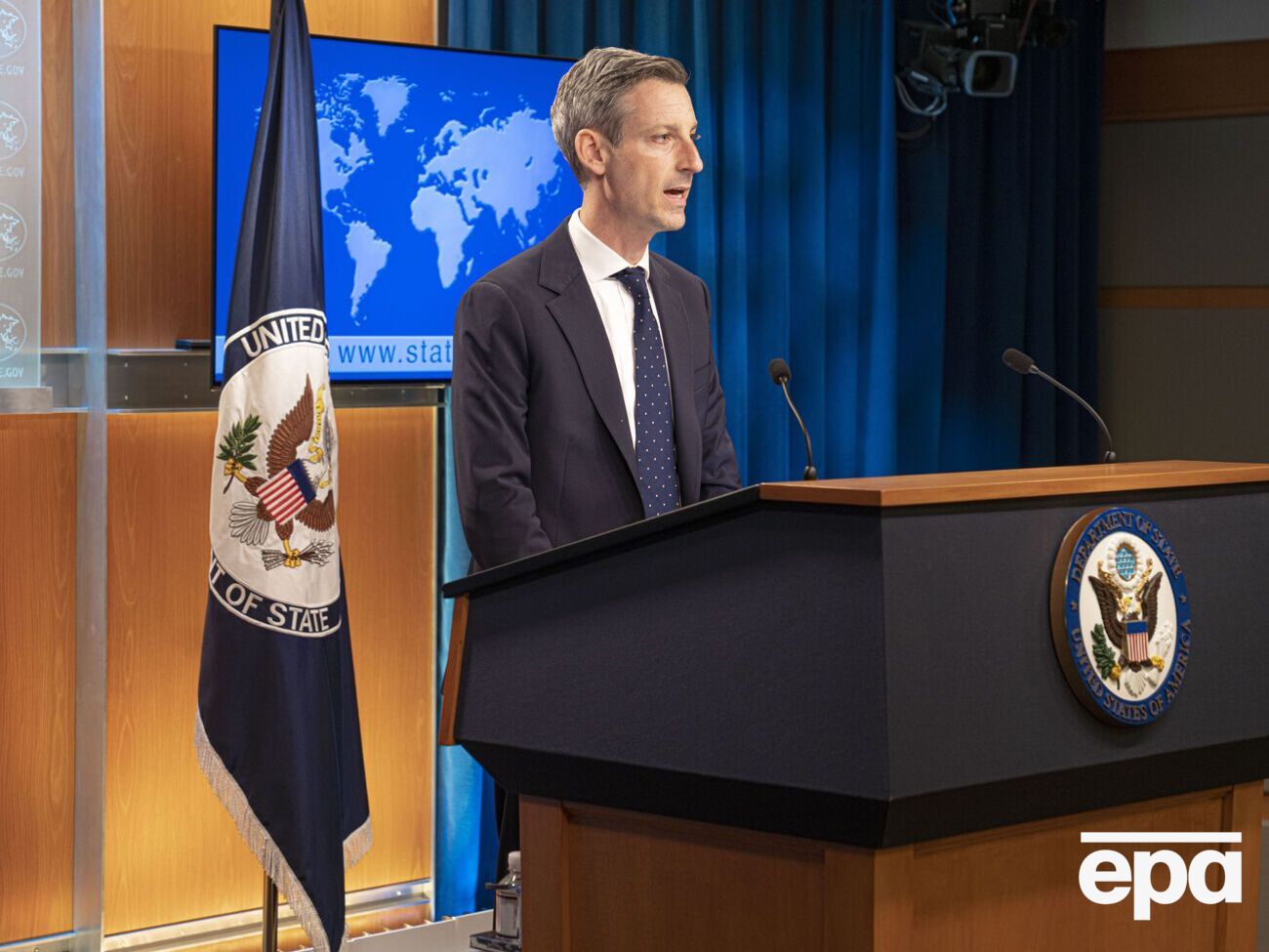 Кремль "не должен удивляться" поддержке США Украины, отметил Прайс