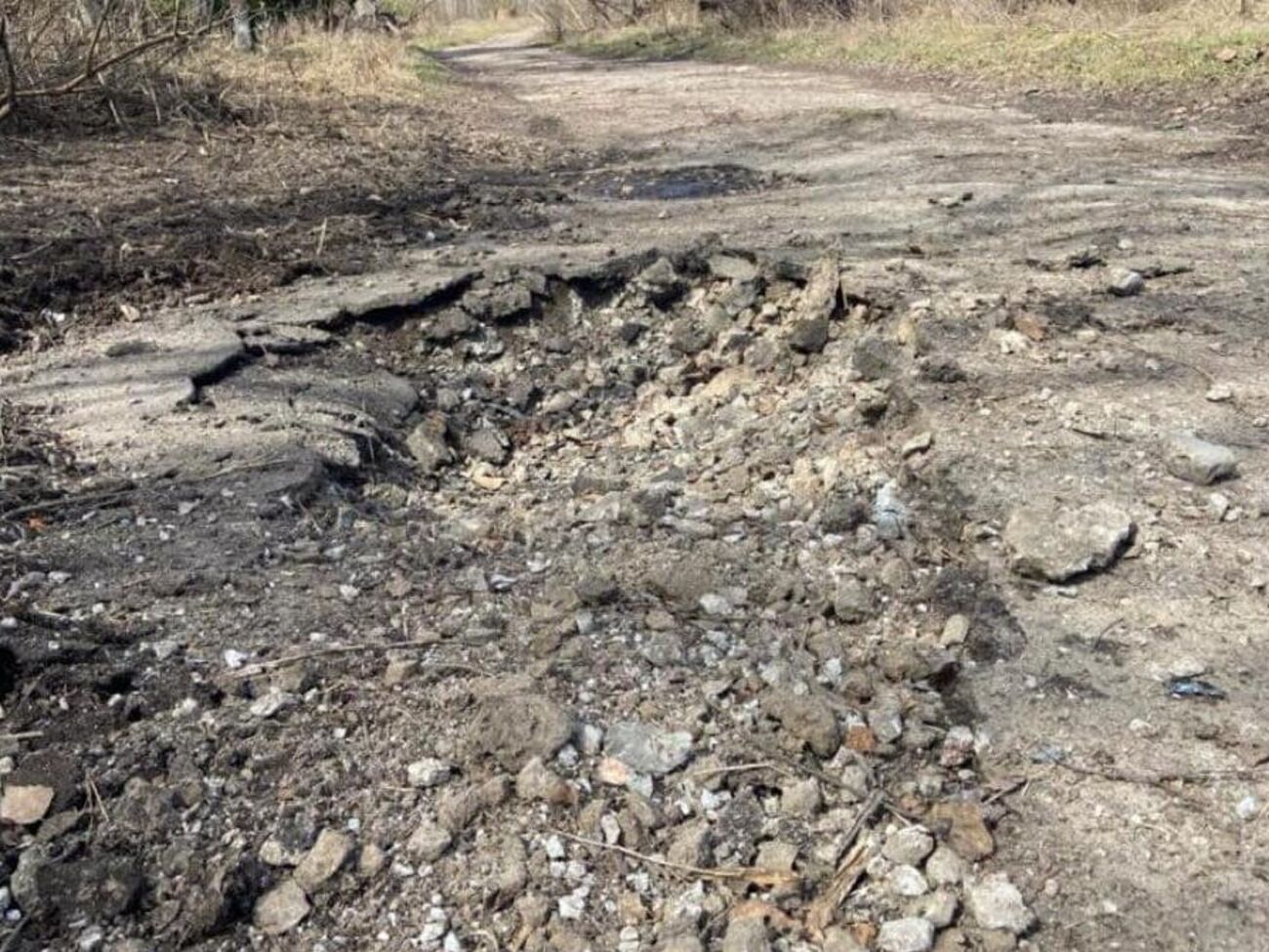 В результате обстрелов, по предварительным данным, пострадавших нет