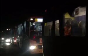 Евакуацію проводили, зокрема, автобусами