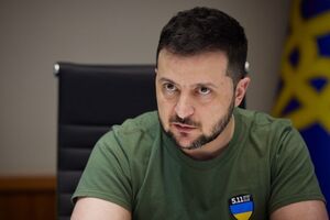 Зеленский: Не может быть такого, что человек отдает всю жизнь военной службе, а выходит на пенсию, не имея собственной квартиры