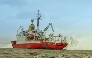 "Ноосфера" доправить до чилійського порту українських та польських полярників